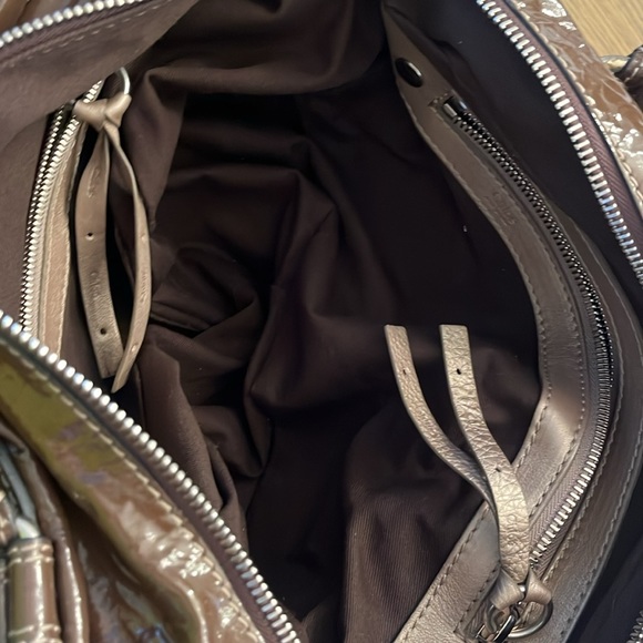 Authentic Chloe Patent Leather Bag in Glossy Olive-Brown - Picture 6 of 7